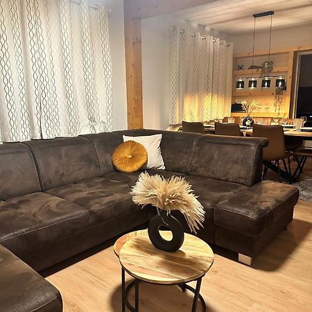 Ferienhaus Seepark Kirchheim كيرشهيم المظهر الخارجي الصورة