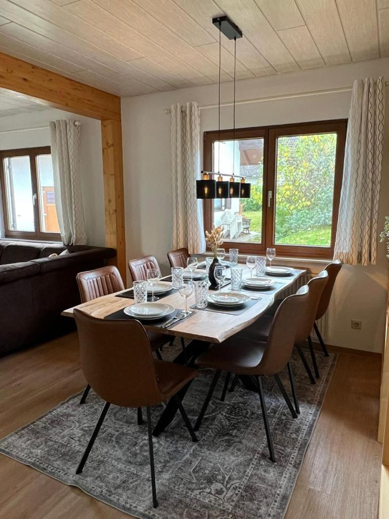 Ferienhaus Seepark Kirchheim كيرشهيم المظهر الخارجي الصورة