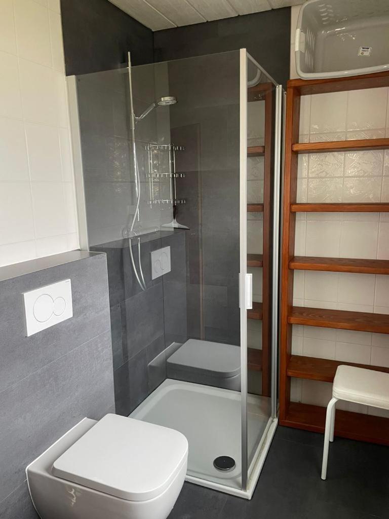 Ferienhaus Seepark Kirchheim كيرشهيم المظهر الخارجي الصورة